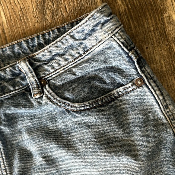 We The Free Denim Front Zip
Mini Skirt, Size 30 - Picture 6 of 13